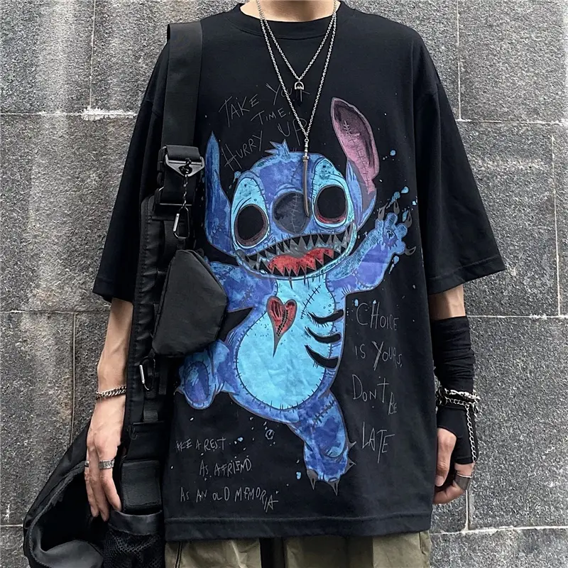 Áo Phông Thời Trang Hoạt Hình Stitch, Cỡ M-8XL, Phong Cách Ngoại Cỡ, Cơ Sở, Áo Phông Hoang Dã, Cổ Tròn, Thường Ngày, Dáng Rộng Vừa Vặn, Ngoại Cỡ, Áo Phông Ngắn Tay, Unisex, Thích Hợp Cho Học Sinh, Áo Phông Rindu, Áo Phông Lelaki, Có Cỡ M-8XL Menswear Nam