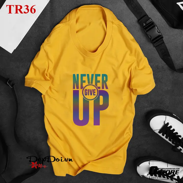 Áo thun nam Never Give Up cotton phản quang TR36 - Cổ Tròn, Menswear màu vàng
