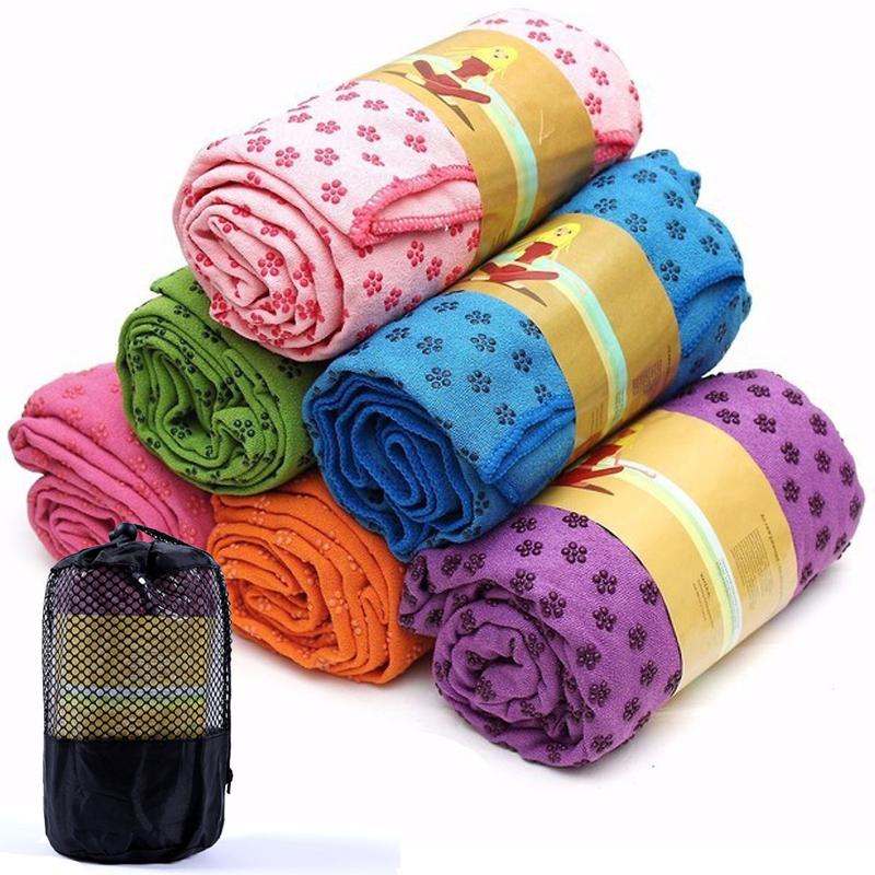 Khăn trải thảm tập Yoga, Gym chống trượt, thấm mồ hôi Cực Tốt Khi tật luyện yoga