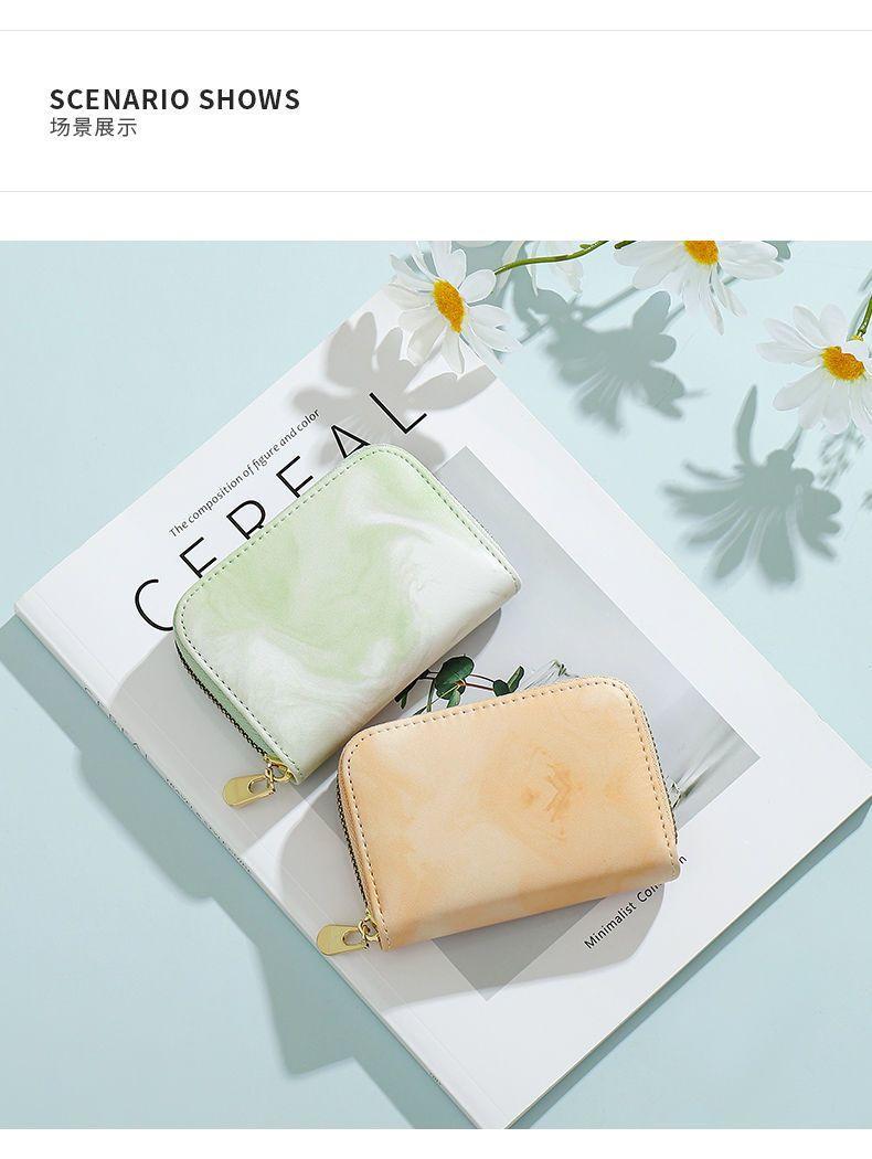Product Introduction of 2025 New Small Exquisite Mini Accordion Card Holder for Women Gradient Dyeing Multi-Card Slot Student Zipper Coin Purse Trendy 8