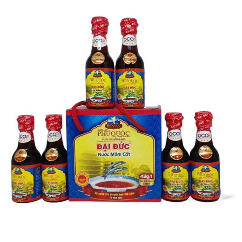 Nước mắm cốt 43° đạm 6 chai thủy tinh tổng 300ml , nguyên chất,dùng để chấm ăn sống, không có chất bảo quản, Nước Sốt Chua Cay , 1