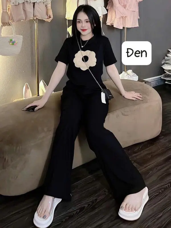 SET BỘ THUN GÂN ÁO CỔ TRÒN THÊU HOA,QUẦN ỐNG SUÔNG-DÀNH CHO MỌI HOẠT ĐỘNG 1