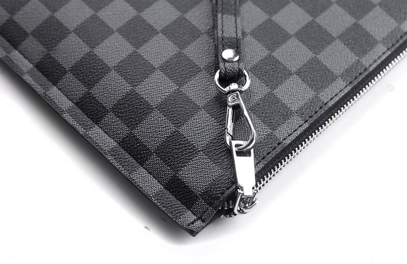 Product Introduction of New Men's Personalized Clutch Chessboard Grid Contrast Color and Versatile Trendy Clutch Large Capacity Mobile Phone Bag Wholesale 25