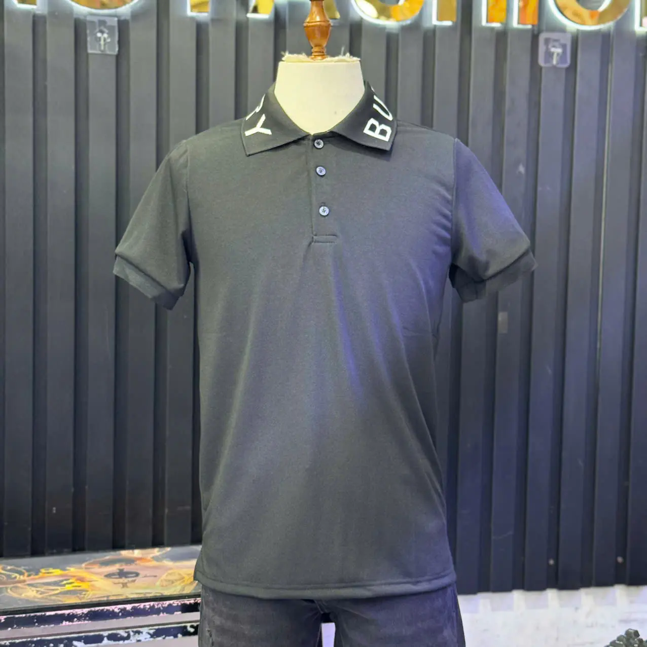 Áo polo chữ cổ trẻ trung dễ phối đồ chất cá sấu mịn