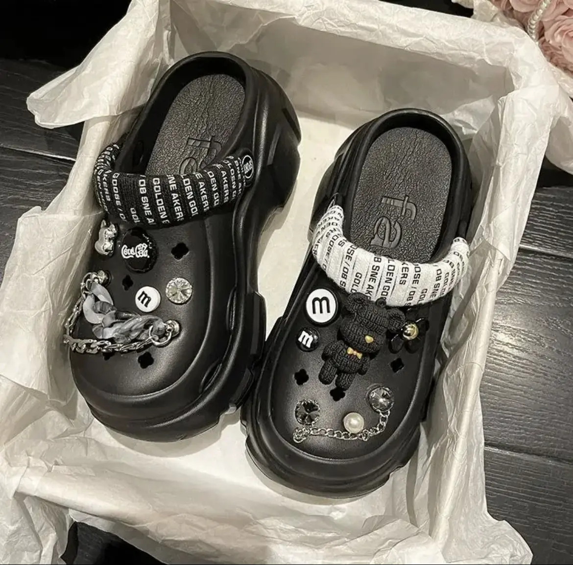 Sandal Baim Kawzzz Jibbitz / Sandal wanita classic Bae Clog platform Balance 8888-R1 / 8888-R3 / 8888-R4 /8888-R5 sandal  terbaru