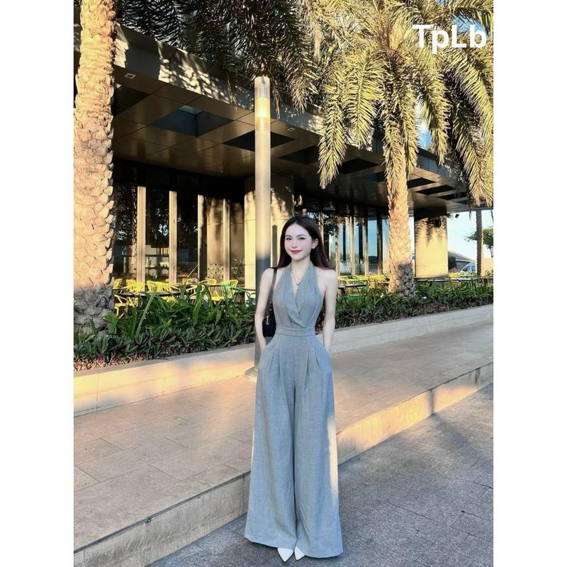 YẾM JUMPSUIT XẺ NGỰC Cột nơ sau QUẦN ỐNG RỘNG jum cổ yếm quần xuông sang chảnh 0