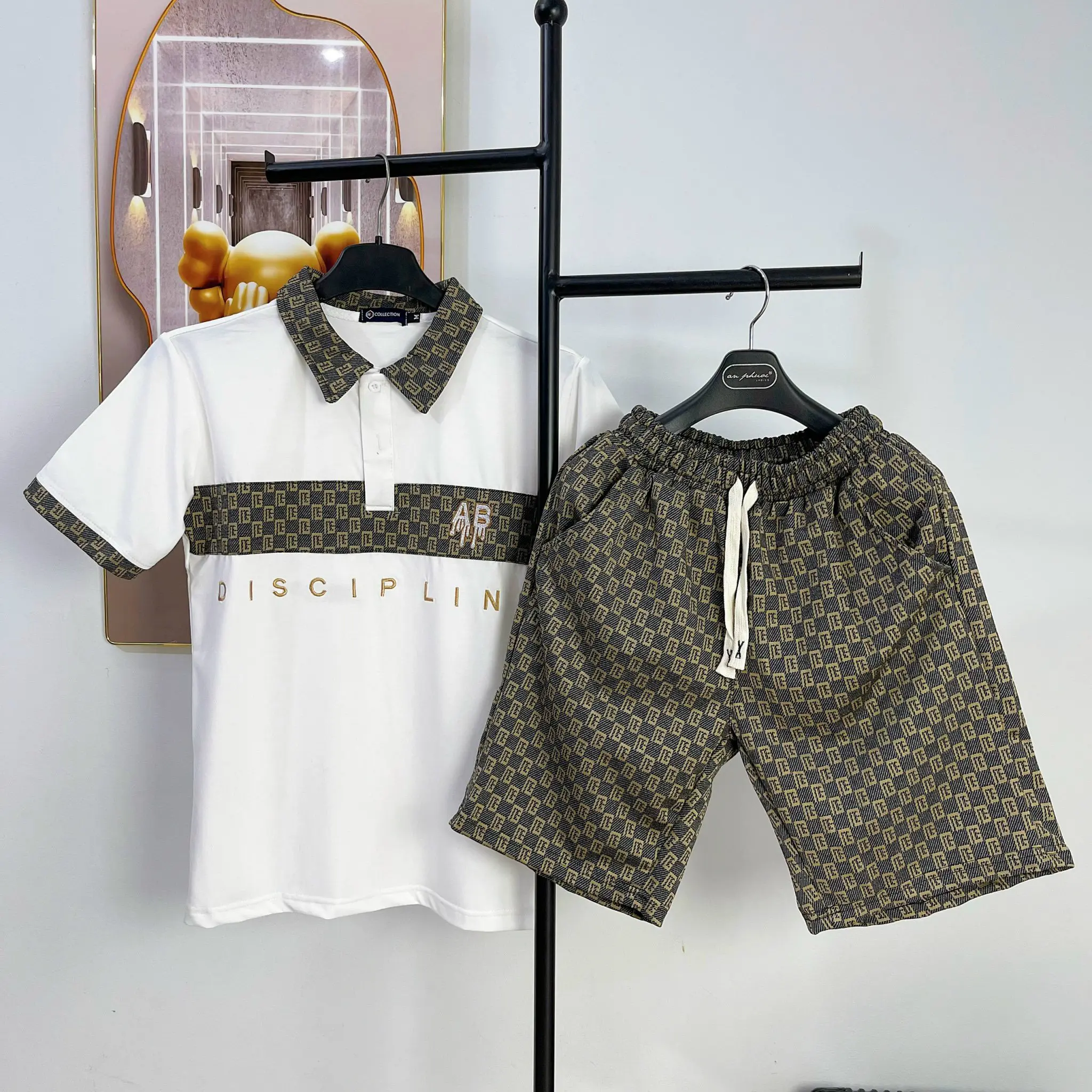 Set bộ áo thun nam nữ cổ trụ phối, quần umi mẫu mới chất thun mát chuẩn form Menswear Trắng