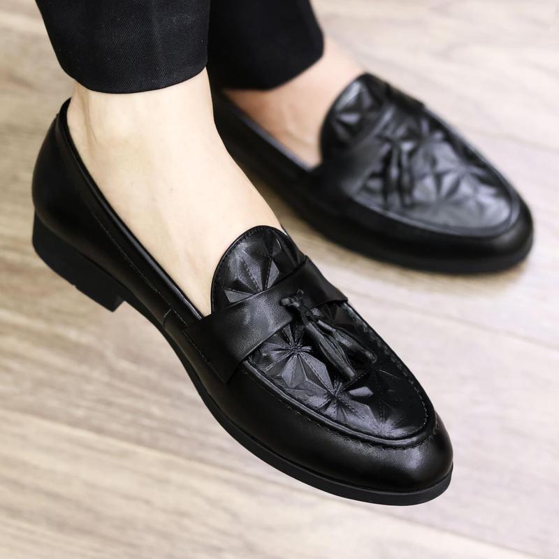 Giày lười nam công sở da mềm cao cấp Giày nam hàng kĩ dập vân hoạ tiết 3D Đai chuông sang trọng Đế khâu chắc chắn Đủ size 38-43 B.11 Cao Su Shoes L Người Nhật
