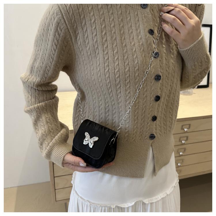Product Introduction of 2024 Fashionable New Fresh Sweet Small Square Bag Butterfly Decoration Mini Advanced Texture Chain Crossbody Lipstick Pack 15