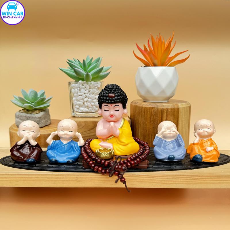 Product Introduction of Combo chú tiểu, Ông di lạc cầm quạt và chú tiểu trang trí Taplo xe ô tô, bàn làm việc, decor nội thất trong phòng 2