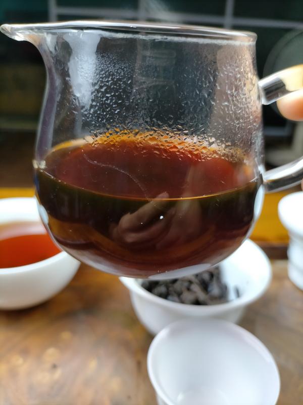 TRÀ PHỔ NHĨ CHÍN CỔ THỤ ( TỪ CÂY TRÀ TRÊN 600 NĂM TUỔI Nước Trà Tea Chè , Ripe puer , shou puer , puer tea , trà đạo , trà cổ thụ , trà sạch , trà shan tuyết cổ thụ  , trà râu rồng )