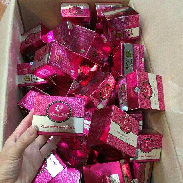 Kem  phấn dưỡng trắng da Nano ngày