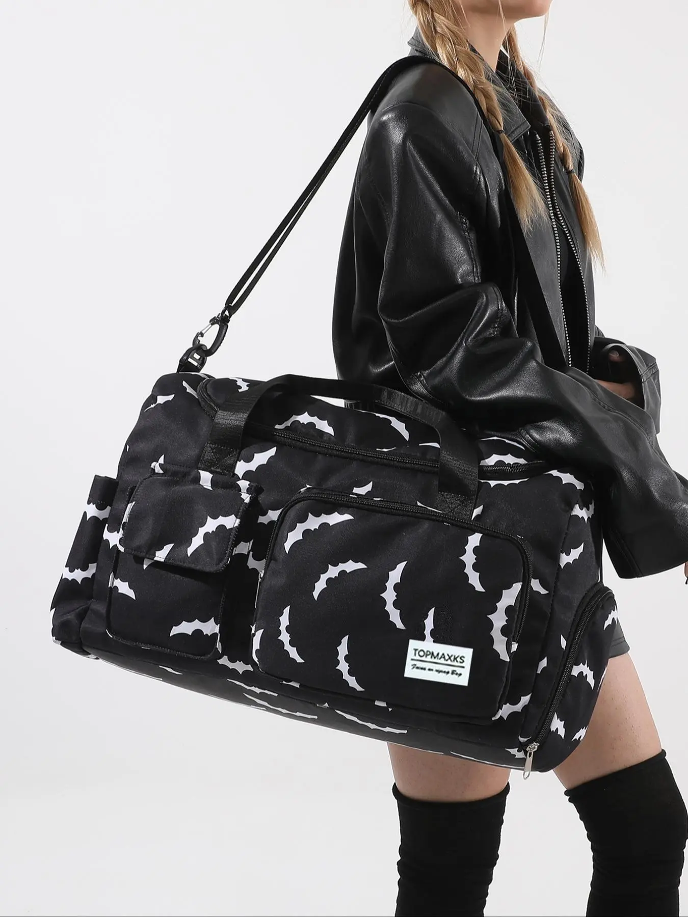 Unisex Bat Pattern Travel Bag, Summer 2025 Large Capacity Duffel Bag with Wet Pocket Shoe Compartment, Lightweight Carry on Luggage Bag, Traveling Essentials, Vacation Essentials Travel Accessories Crossbody Bag for Women