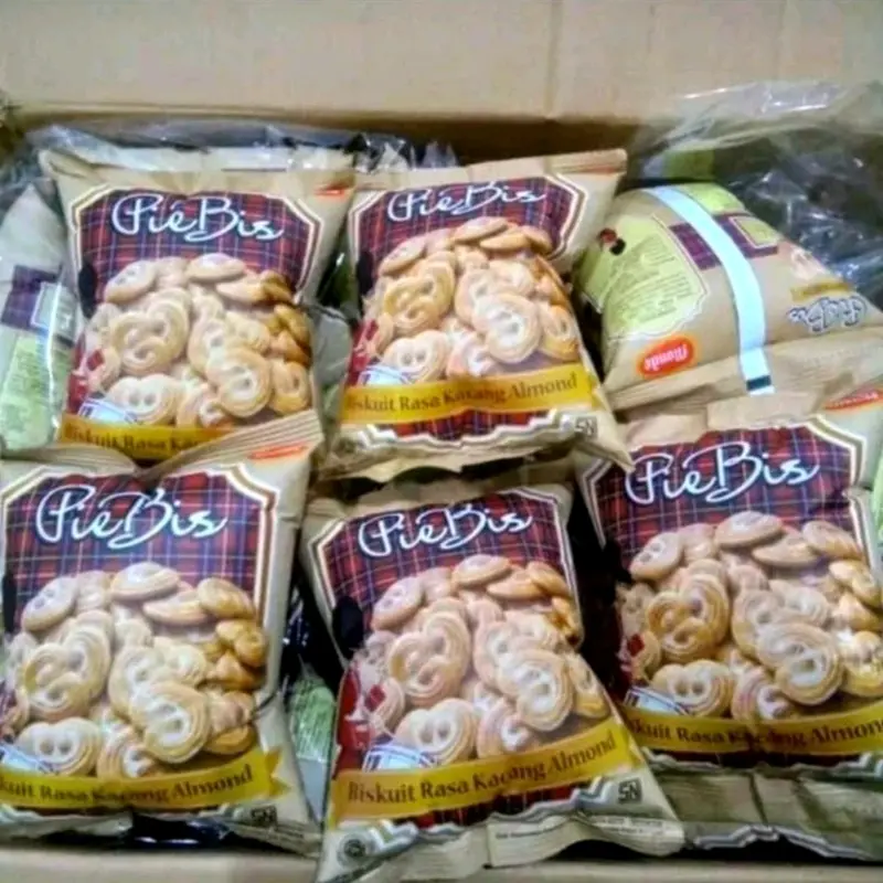 Piebis Monde Biskuit Almond ( 40 gr x 10 pcs ) Cookies Camilan Kacang Snacks Food 2