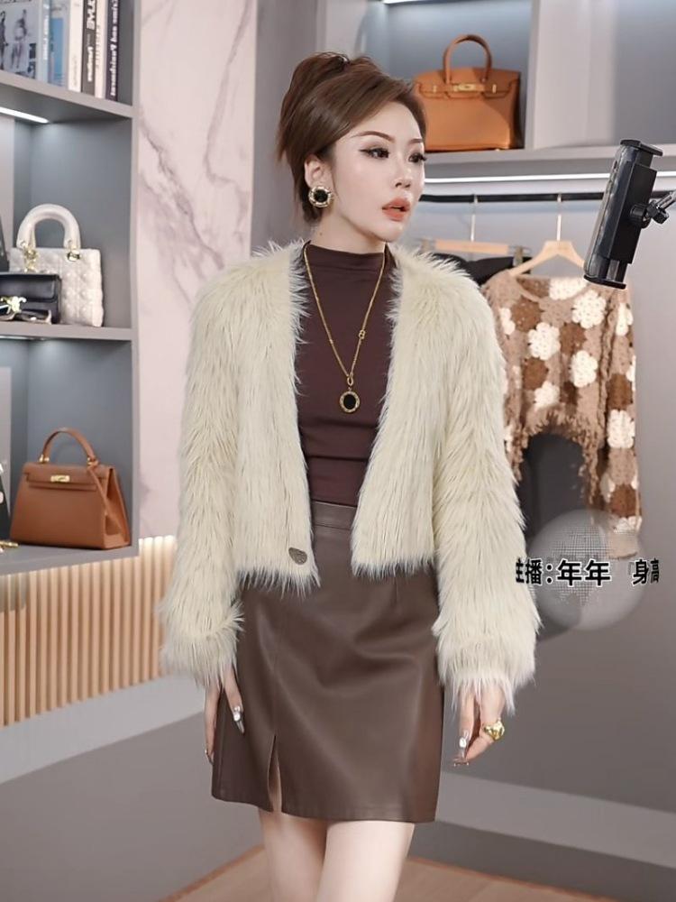 Product Introduction of 2024 Autumn and Winter New High-End Popular One-Button Short Woolen Coat for Women Fashionable Stylish All-Match Long Sleeve Fashion 8