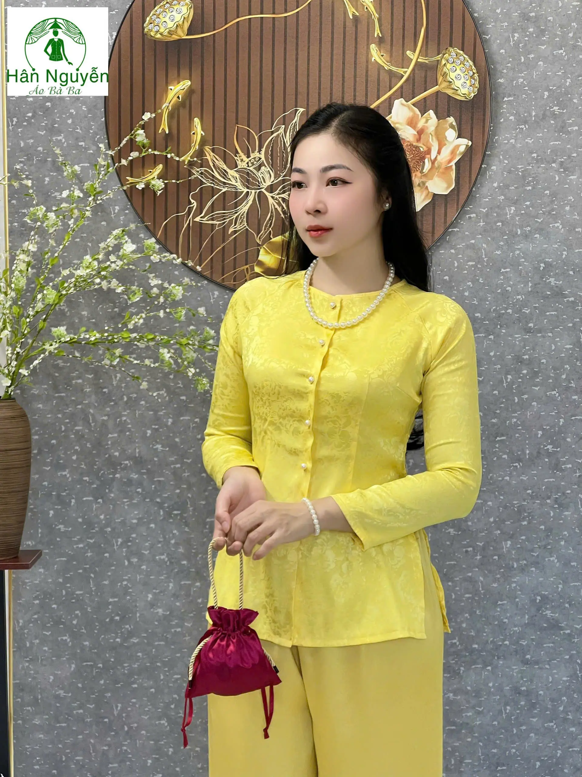 Hân Nguyễn Áo Bà Ba - B.A47 - ÁO BÀ BA GẤM HOA MẪU ĐƠN CÀI NÚT ( QUẦN TRẮNG ) Nữ Top Women Sơ Mi