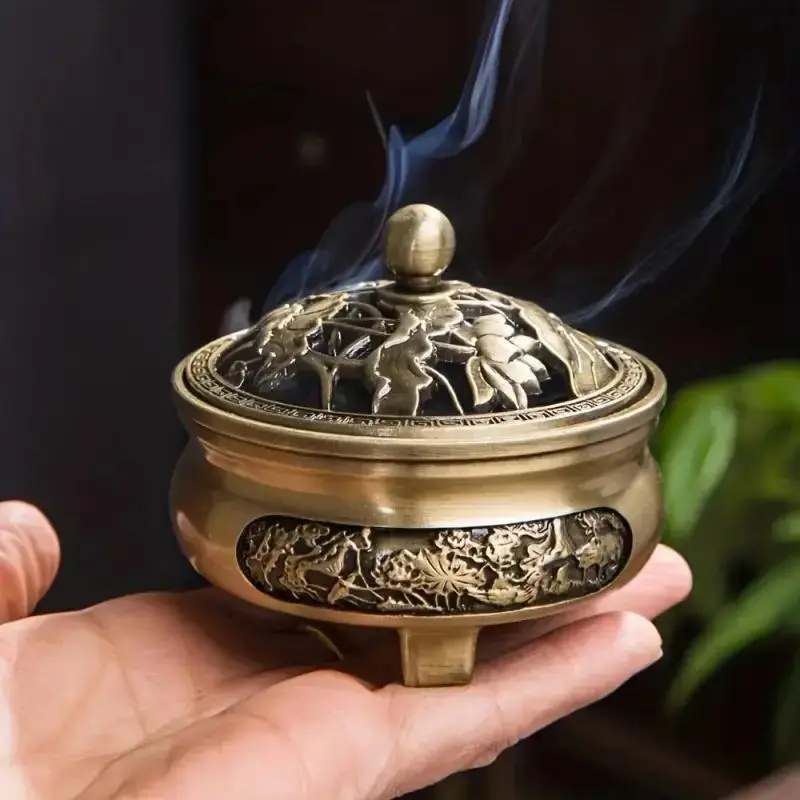 Vintage Hollow Out Design Incense Burner, 1 Count Handheld Incense Burner, Home Desktop Decoration Ornament, Scent