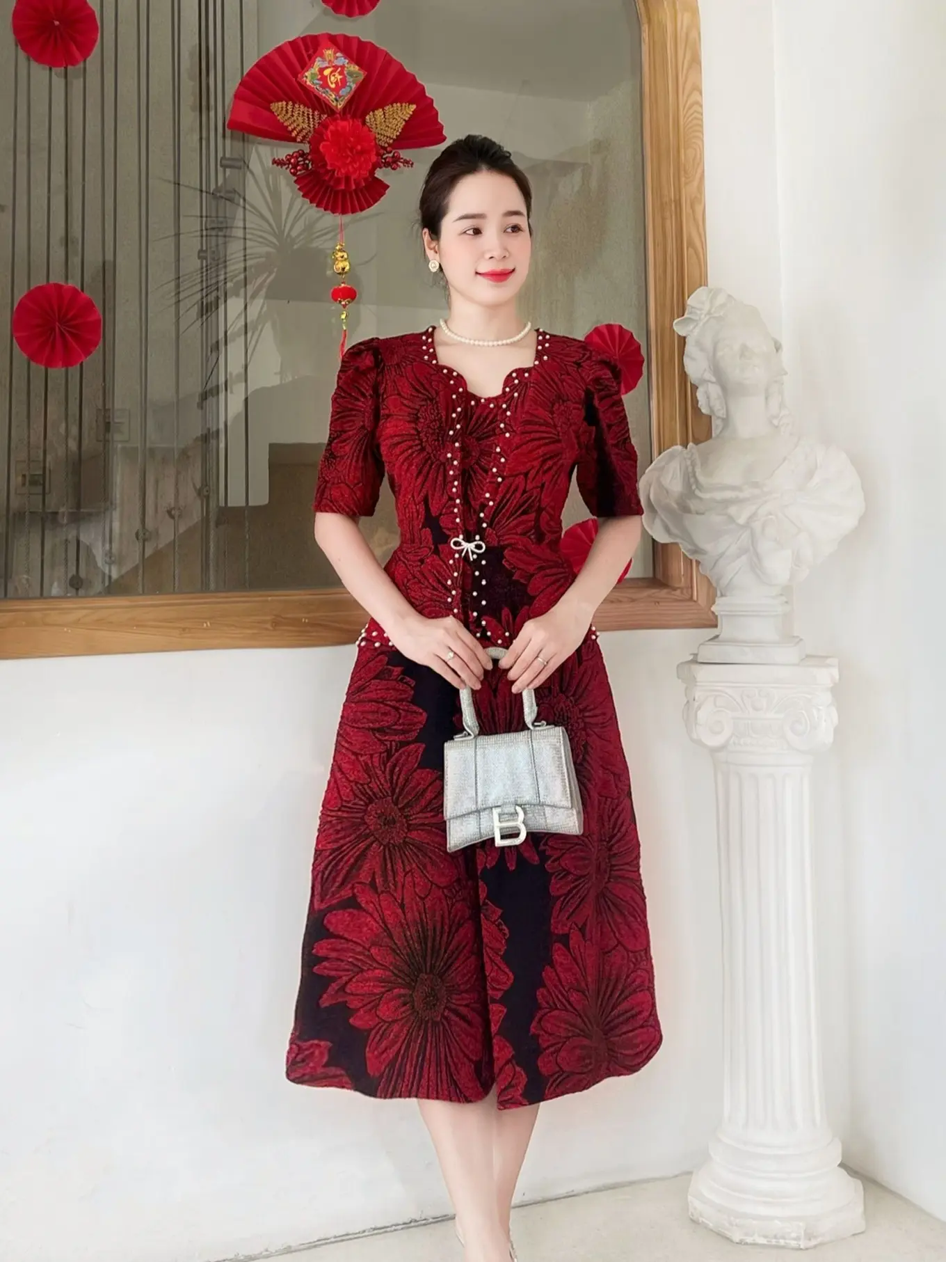Đầm Trung Niên Dáng Lửng K446 Vải Nhũ Dệt Đi Hạt Dưới 80kg Nữ Dress Women Màu Đỏ