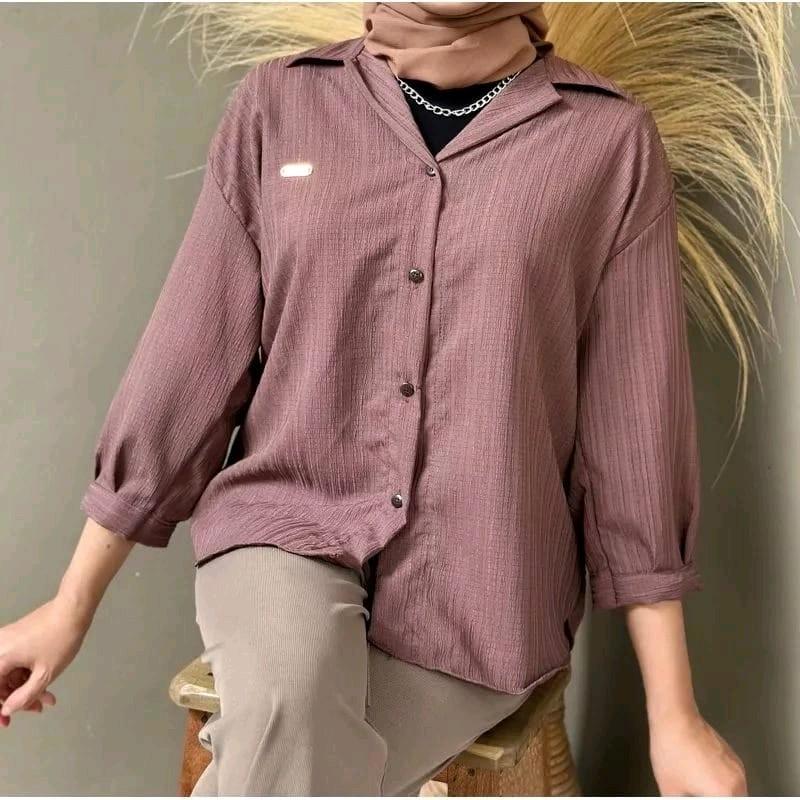 Inara shirt - Kemeja Kancing Korean style Basic Ledy Crush Wanita Oversize 4
