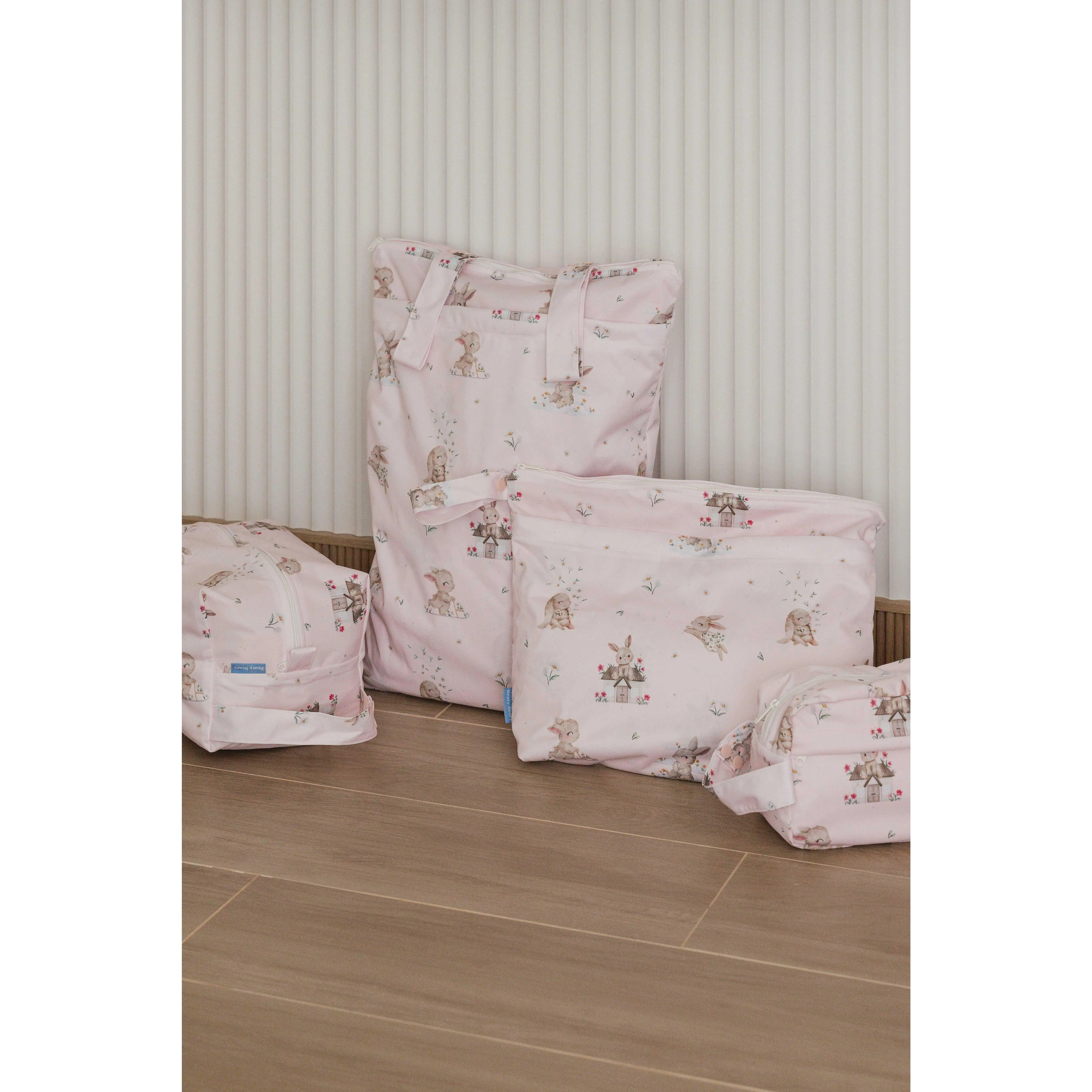 Bunnies      Meadow Wetbag