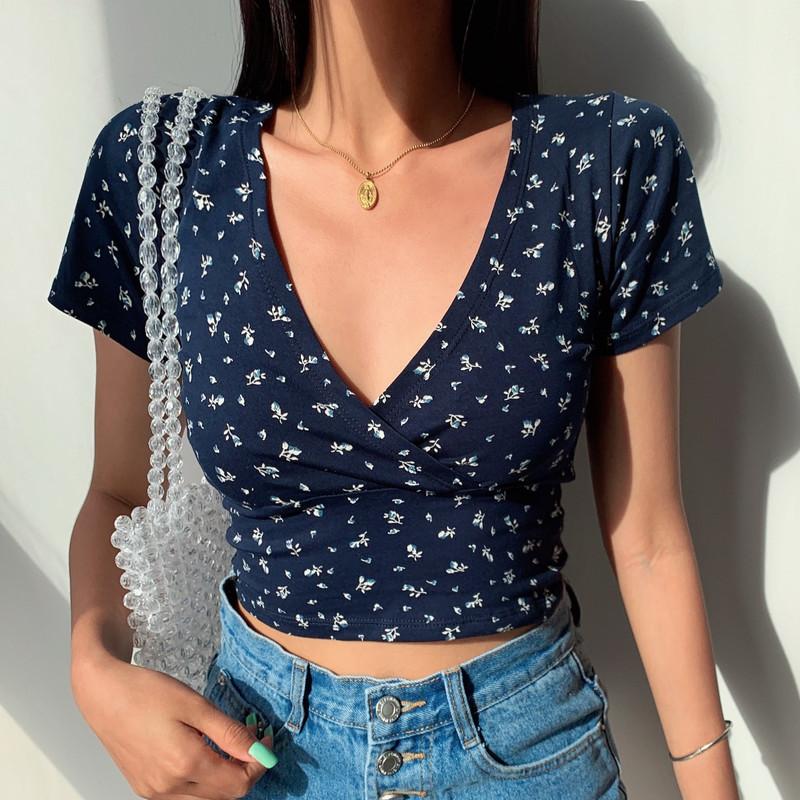 Áo Thun Hoa Cổ Điển Mỹ Cổ Chữ V Chéo, Dáng Ôm, Hở Eo Ngắn, Ngắn Tay, Áo Nữ, Thời Trang Mới Mùa Hè 3