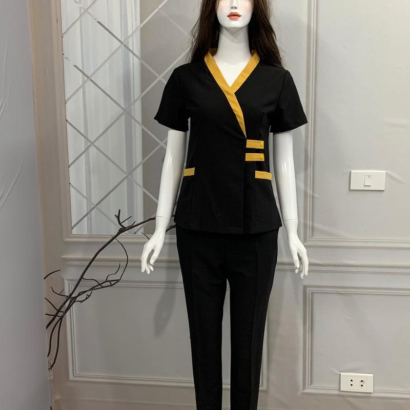 Đồng phục kiểu  kỹ thuật viên spa, giáo viên mầm non chất cotton lạnh , mát mịn Nữ  , màu đen phối vàng , đủ size từ S M L Xl Xxl