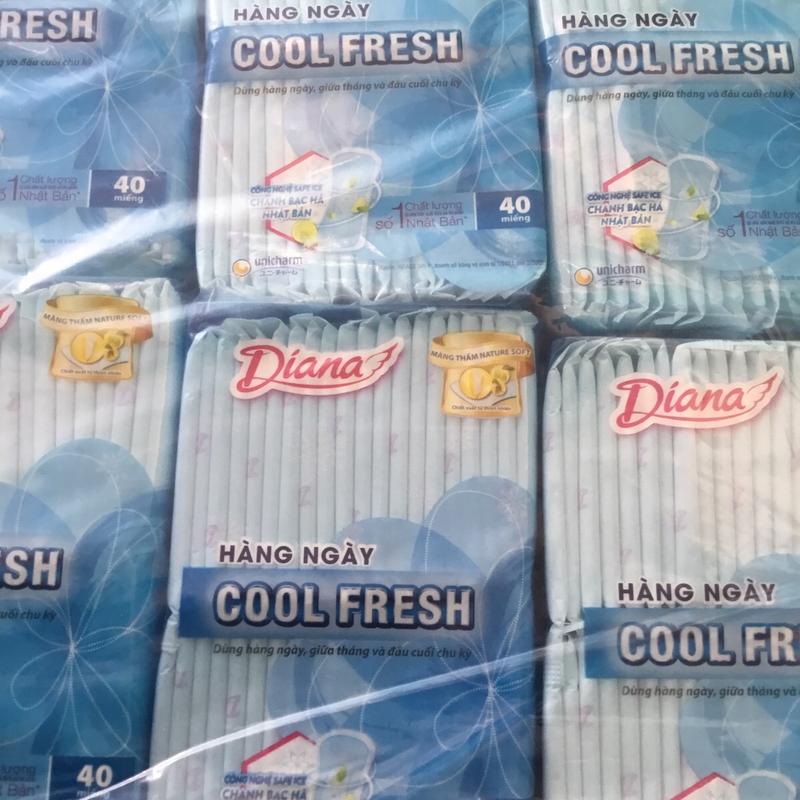 (Gói 40 Miếng Loại Nhỏ 15.5 cm Không Cánh )-Combo 6 Gói Băng Vệ Sinh Diana Sensi Hàng Ngày Cool Fresh 40 Miếng/Gói- Date luôn mới