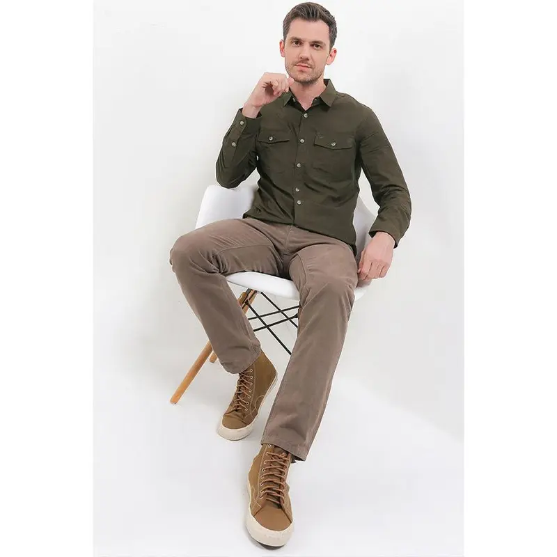 Cardinal Kemeja Lengan Panjang Slim Fit Pria C2818J03G 3