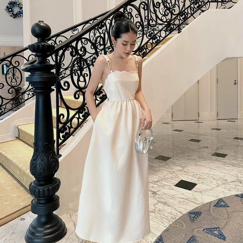 ĐẦM MAXI DÂY HỞ LƯNG PHỐI THẠCH -KHANHANCLOTHING Màu Hồng