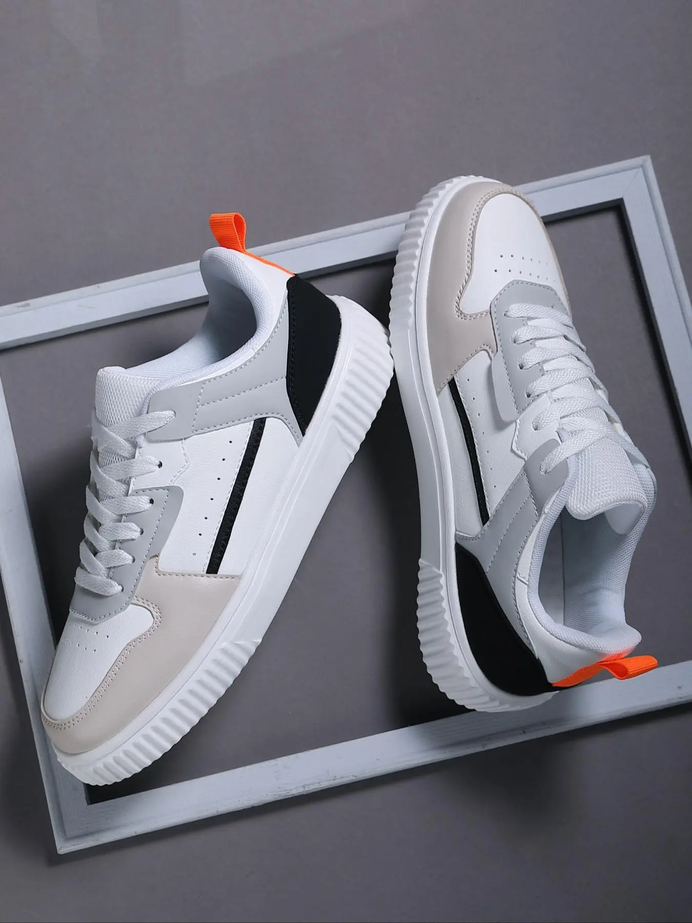 Men's Fashionable Patchwork Striped Design Lace Up Low Top Sneakers, Casual Comfortable Breathable Sports Running Shoes, Male All-match Round Toe Shoes for Daily Wear