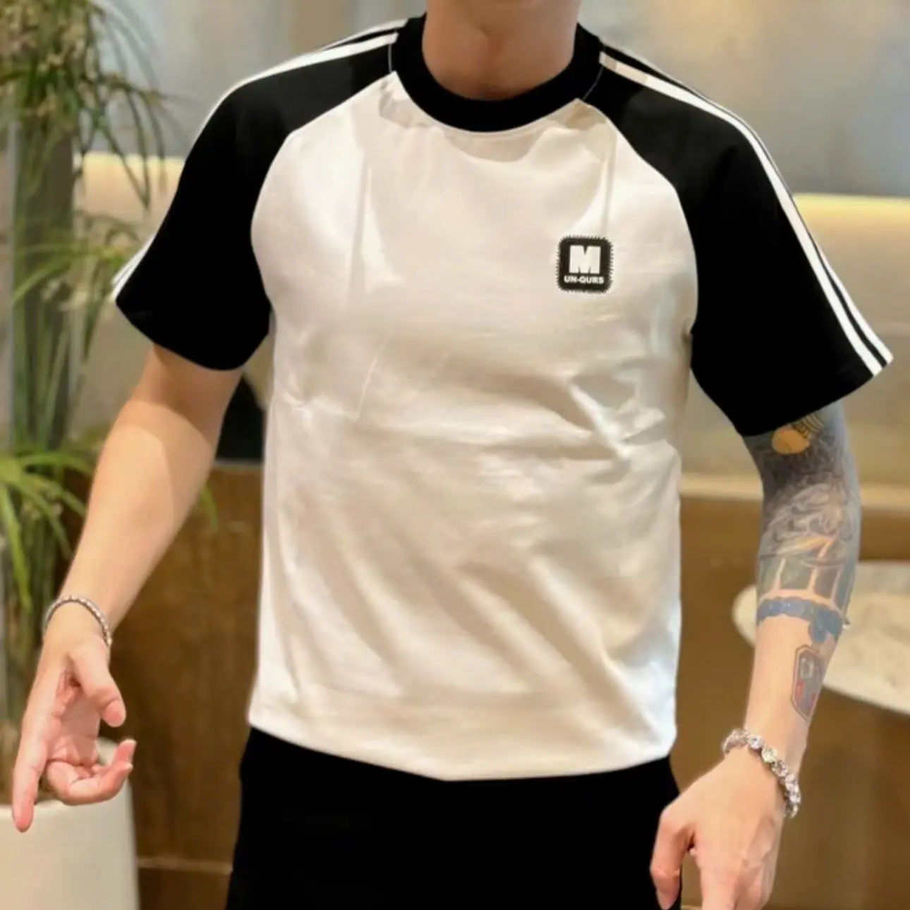 Áo thun nam nữ cổ tròn  phối viền vai thểu chữ B nổi vải cotton thoáng mát co dãn trẻ trung MENSWEAR TOP SHIRT Có Cổ Tre