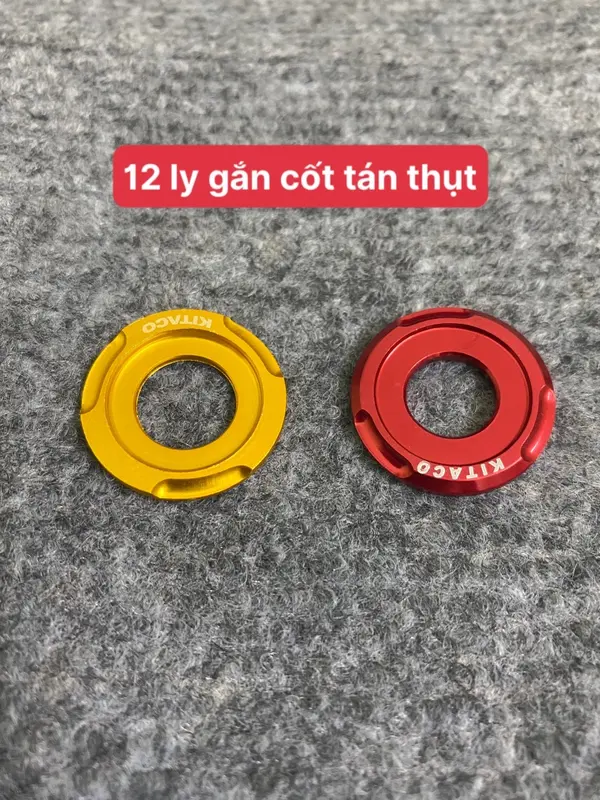 Long đền đỏ , vàng gắn nhiều vị trí trên xe 4