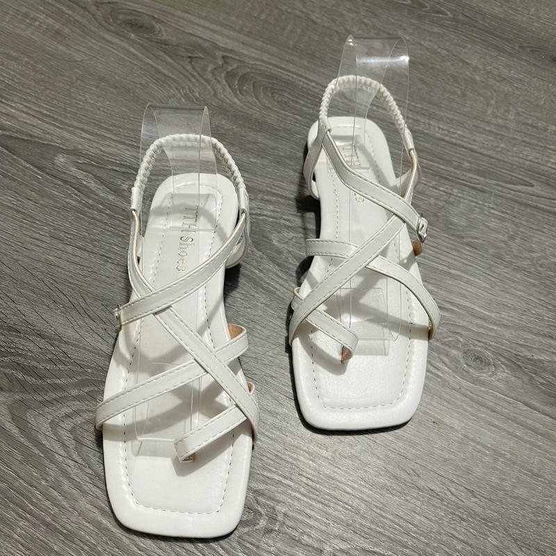 Giày Sandal nữ đế bệt mũi vuông quai dây xỏ ngón kiểu dáng basic bigsize từ 35 đến 46