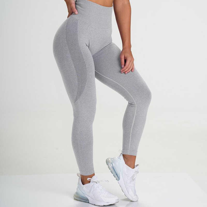 Product Introduction of Seamless Knitted Small Crescent Breathable Quick Drying Fitness High Waist Peach Tight Elastic Hip Lifting Yoga Pants 14