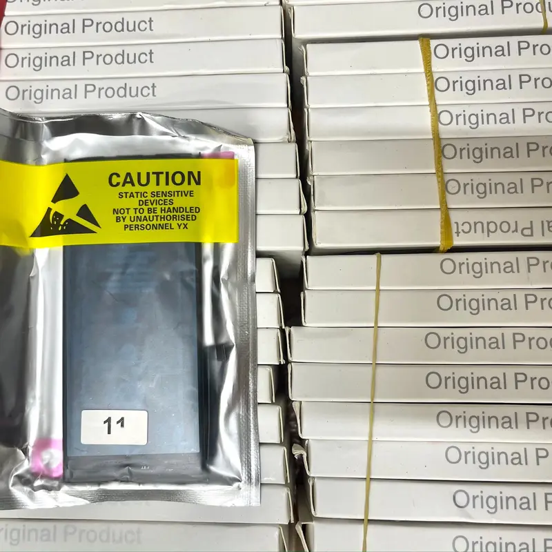 Pin thay thế cho điện thoại iPhone 11/11ProMax có đầy đủ siu dán - Chất lượng 100% - Cell pin cứng - Thời gian sử dụng lâu 3
