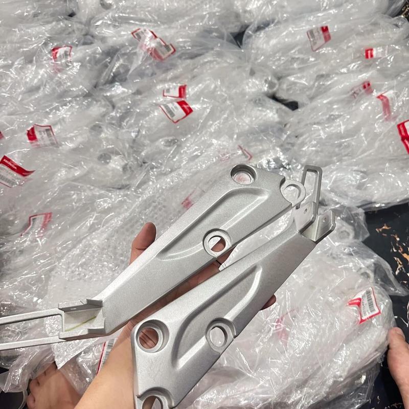 Gác chân dài dành cho wave 2004 wave ZX Wave thái110 alpha dream cup Fu1 hàng chính hãng honda thailan