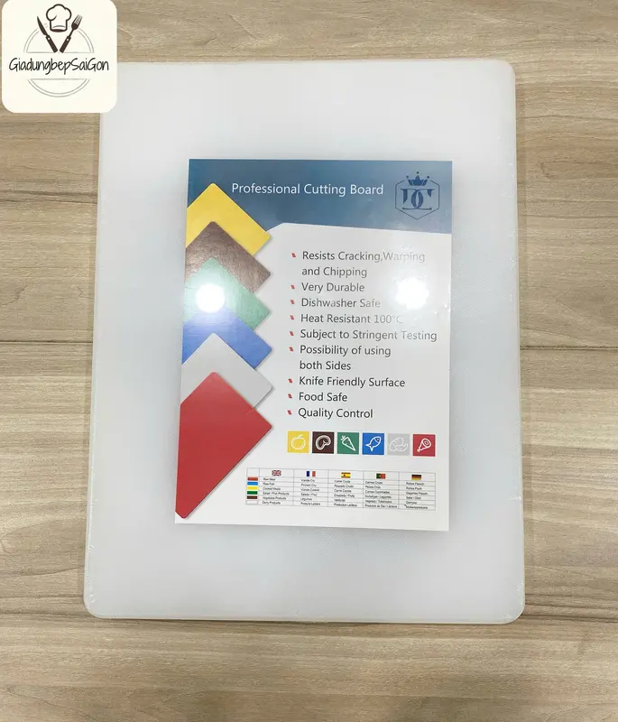 Thớt nhựa PE kháng khuẩn size 35x50cm dày 2cm chống trượt nhiều màu 2