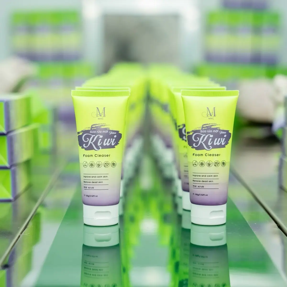 (MUA 1 SRM TẶNG 1 SỮA TẮM MACCA) SỮA RỬA MẶT DETOX KIWI SẠCH SÂU, DỊU NHẸ, LOẠI BỎ BÃ NHỜN, LÀNH TÍNH. PHÙ HỢP MỌI LOẠI DA 100gr