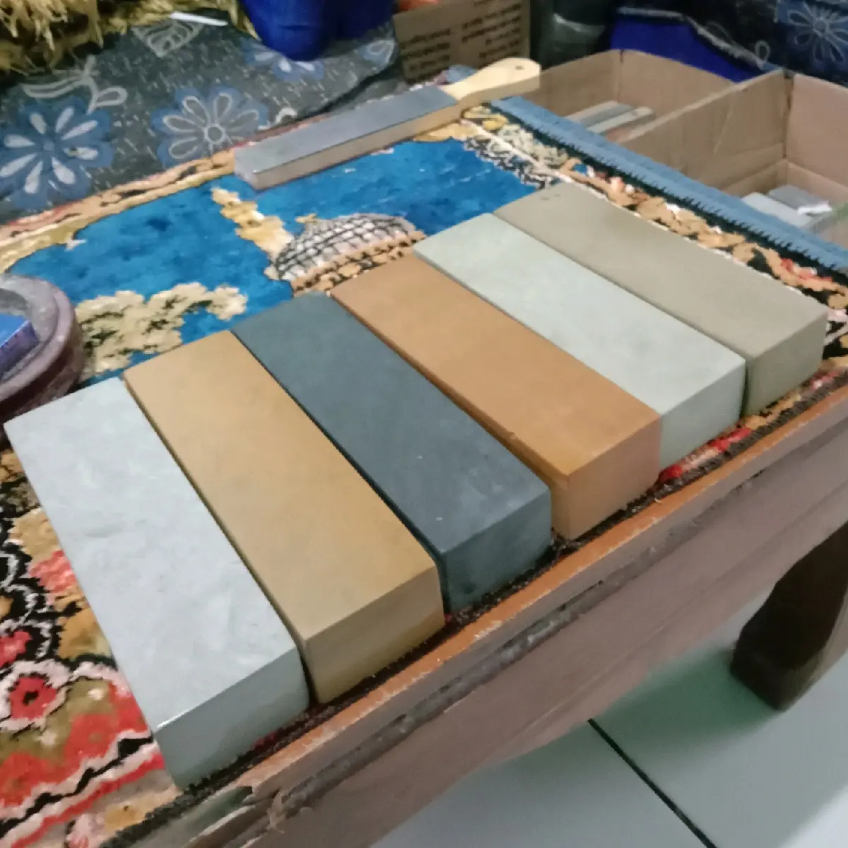 Batu asah isi 6 pcs..dimensi 14x4x2 cm grid 1000,4000,6000,8000,12000,800