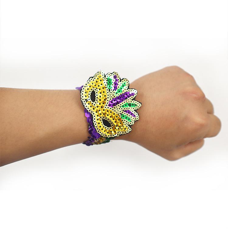 Product Introduction of Cross-border European and American Carnival Mardi Gras Earrings Jewelry Fashion Earrings Gold Purple Green Feather Accessories Earrings 11