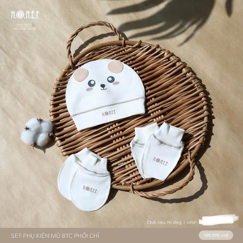 Hrnee Set phụ kiện cho bé sơ sinh gồm mũ bao tay chân mềm mát, hoạ tiết xinh, bst mới có cả chất mát thoáng cho mùa hè và chất dày ấm chk thu đông 3