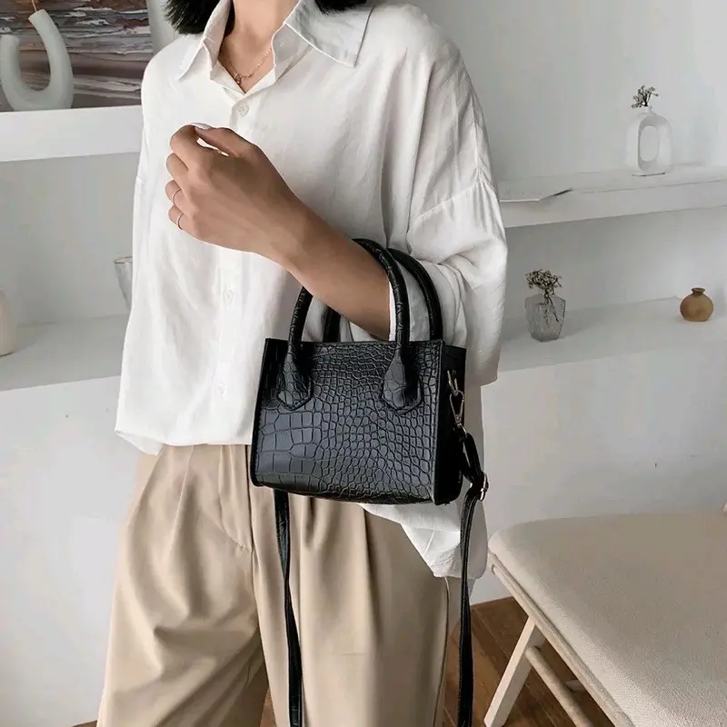 Marvin Sling Bag | Tas selempang wanita Croco 2 in 1 | SlingBag Wanita 3