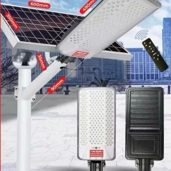  Đèn năng lượng mặt trời bàn chải 1000w chống nước ip68 diện tích chiếu sáng 150m2 sáng liên tục 10-12 tiếng 