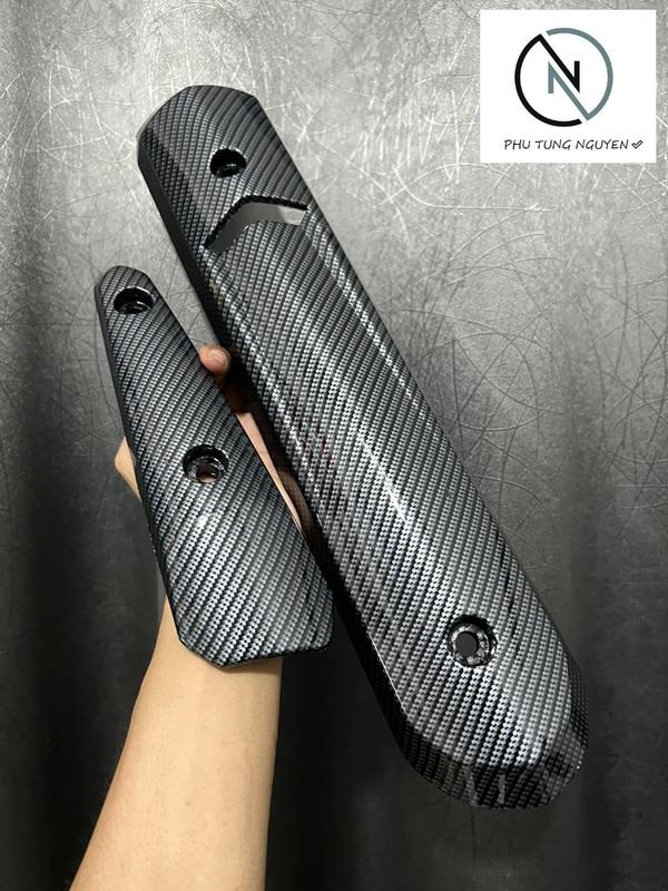 Ốp pô Spark vân Cacbon siêu đẹp cho xe Sirius và nhiều dòng xe khác - Phụ Kiện