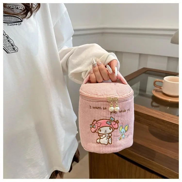 (NEW) TAS KOSMETIK LUCU/TAS EMBER/TAS SERBA GUNA/TAS PENYIMPANAN KARAKTER KUROMI,CINAMOROLL,MELODY 5