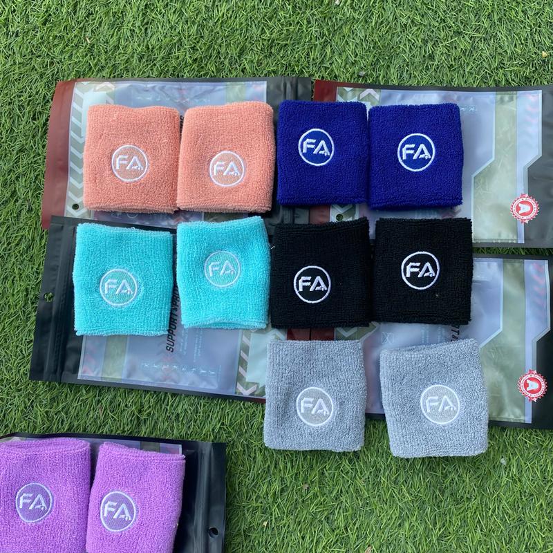 Băng Đô & Băng Tay FA thấm mồ hôi siêu tốt cho mọi môn thể thao như Gym, Tennis, Pickleball, Cầu Lông. Phù hợp cho cả nam và nữ, với 6 màu sắc đẹp mắt. Giúp giữ khô thoáng, tạo cảm giác thoải mái khi luyện tập. Chất liệu cao cấp, bền bỉ Phụ Kiện Sport 8