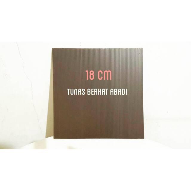 Product Introduction of Tatakan kue coklat kotak 18 cm  / Alas Kue Ulang Tahun 4