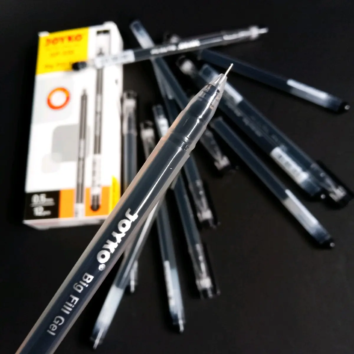 pulpen gel joyko gp-330 hitam 12 pcs