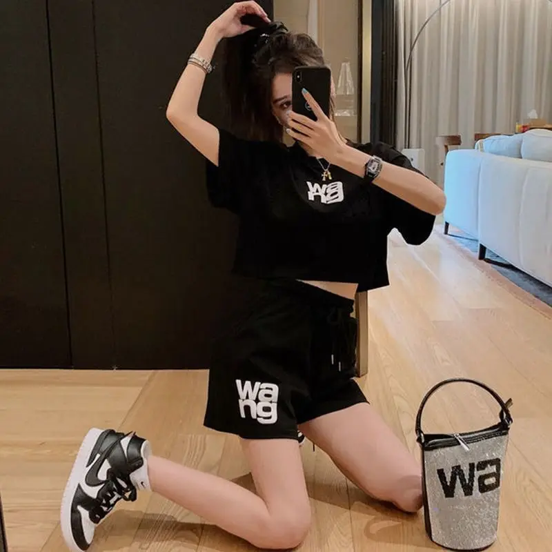 Bộ Đồ Thể Thao, Thời Trang, Dành Cho Nữ, Bộ Hai Mảnh, Áo Phông Ngắn Và Quần Đùi, Thích Hợp Cho Học Sinh Hợp Xu hướng Mùa Hè 2024 Women Top Polo 1