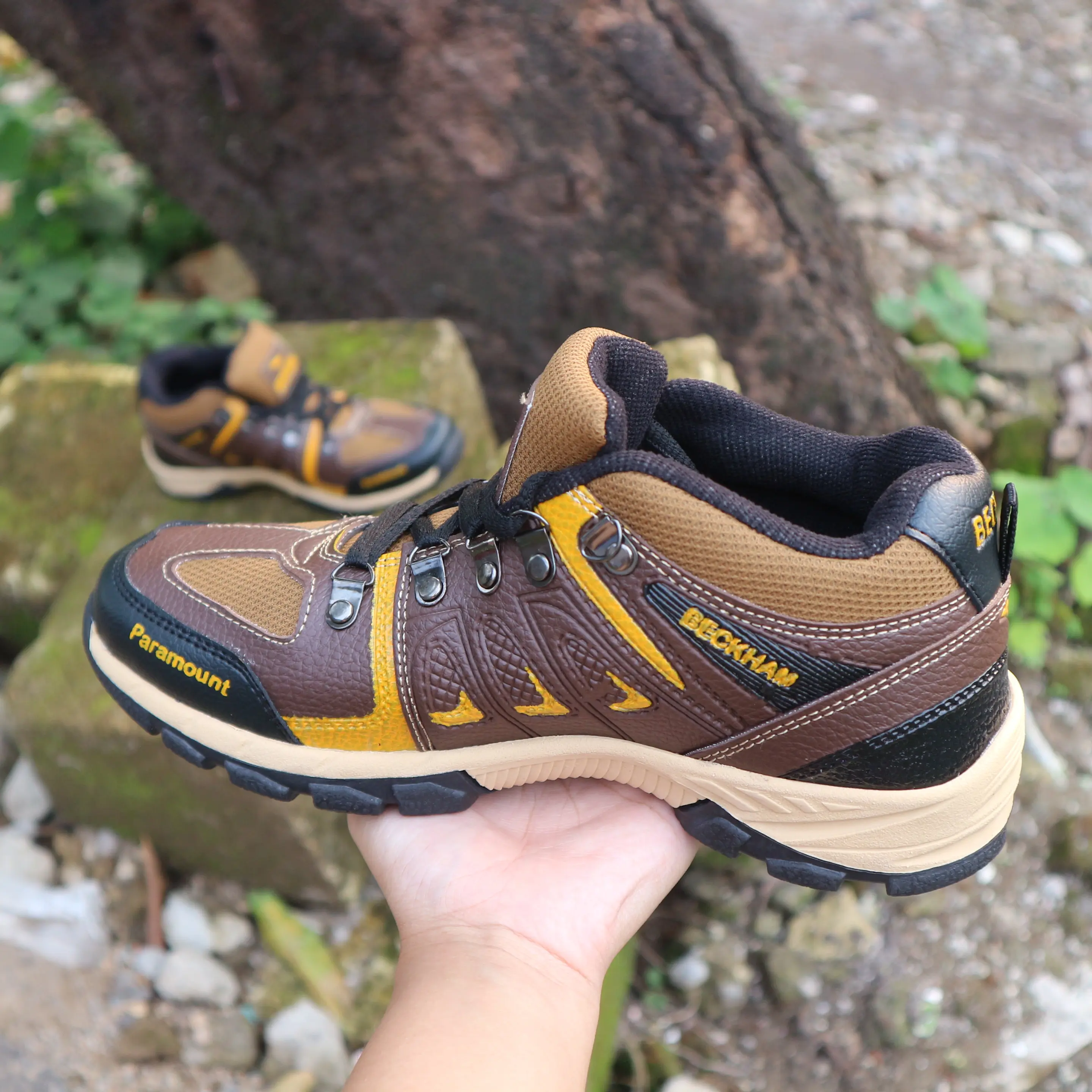 Sepatu gunung pria Sepatu beckham pendek gunung wanita sepatu sport olahraga sepatu touring